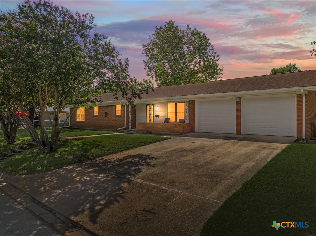 2610 Powell Drive Property Photo 1