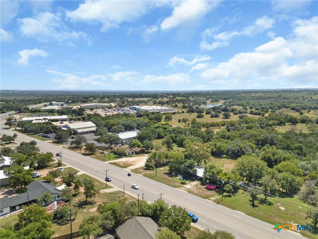 1404 Central Texas Expressway Property Photo 3