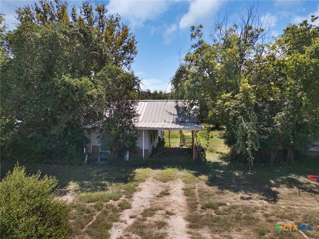 1404 Central Texas Expressway Property Photo 4