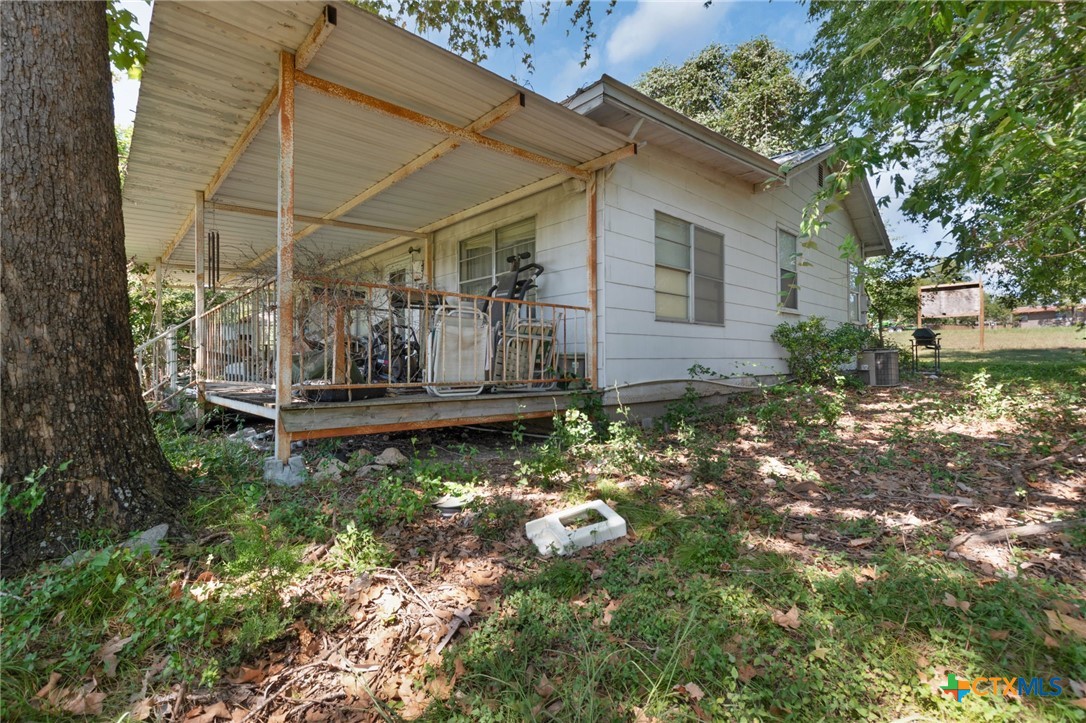 1404 Central Texas Expressway Property Photo 14