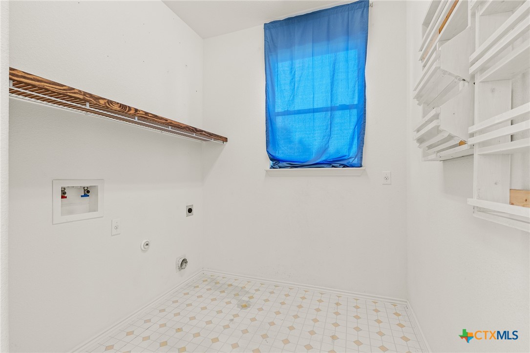 1501 Line Dance Court Property Photo 17