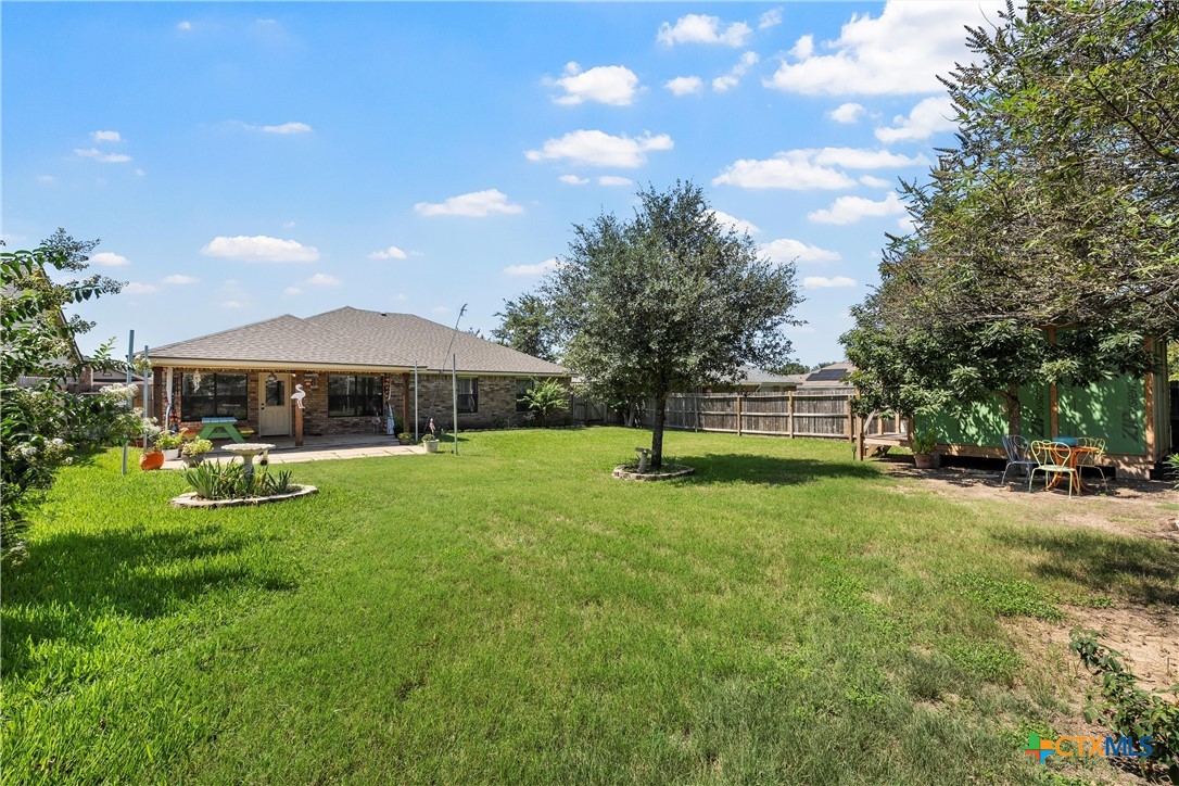 8614 Surrey Drive Property Photo 15