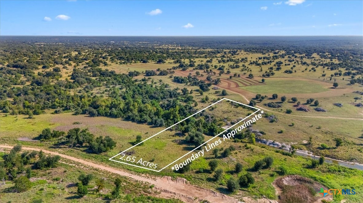9249 Creek Side Drive Property Photo 2