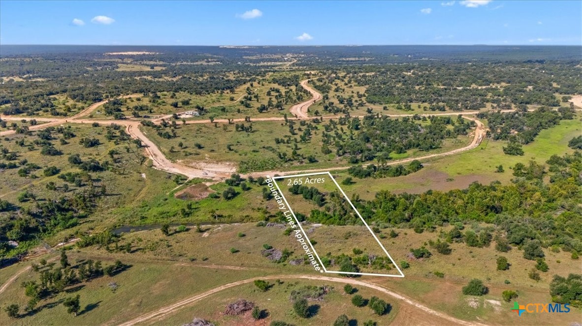 9249 Creek Side Drive Property Photo 3