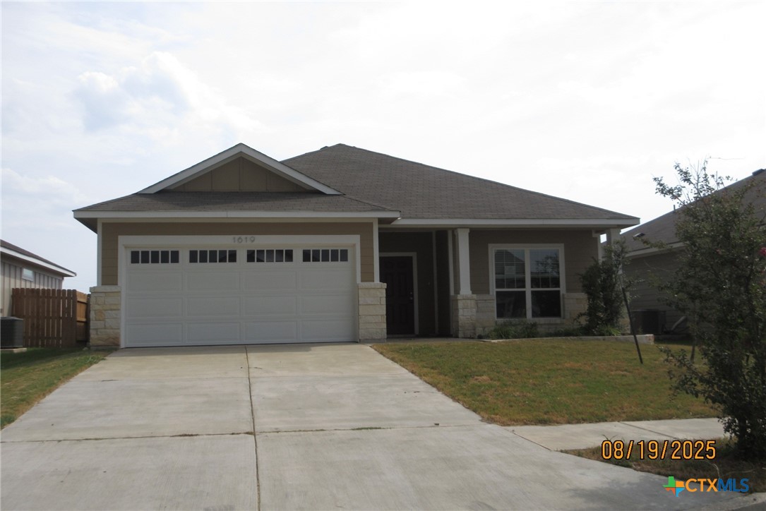 1619 Flatland Trail Property Photo 1