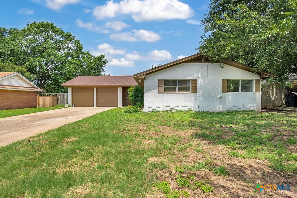 3310 Oakdale Drive Property Photo 1