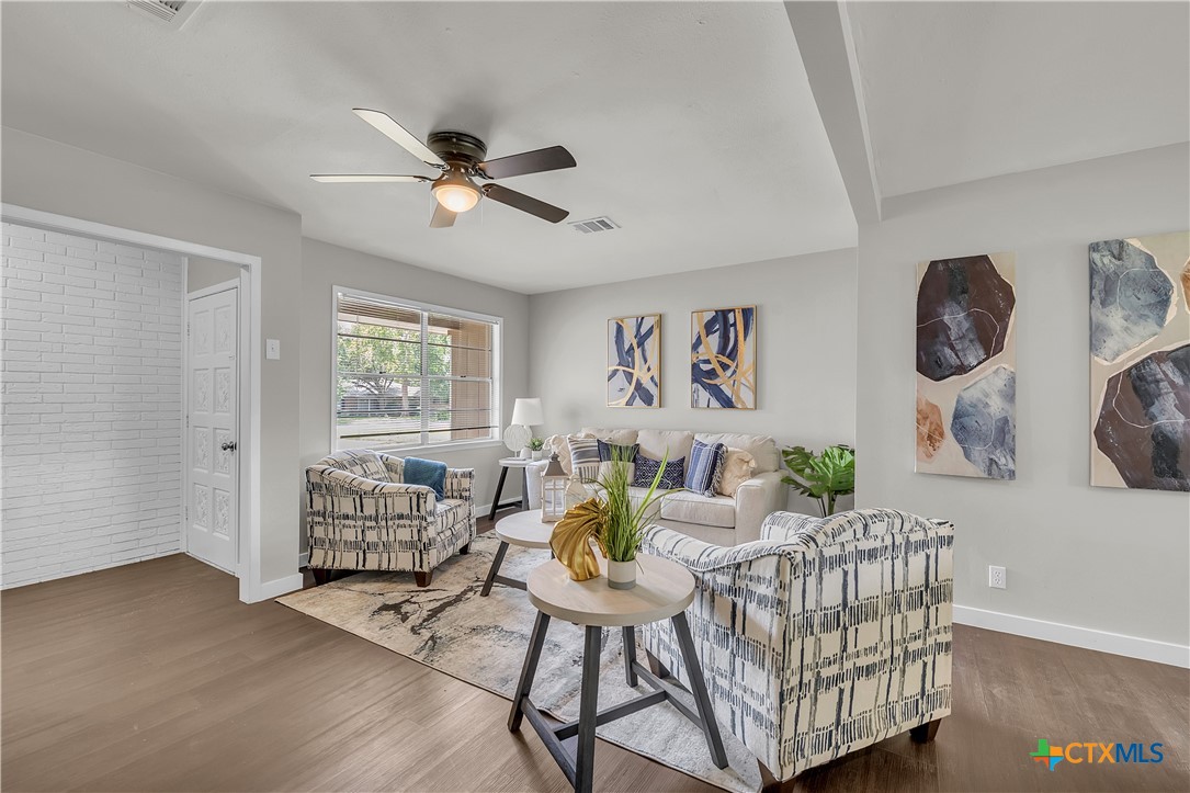 3310 Oakdale Drive Property Photo 3