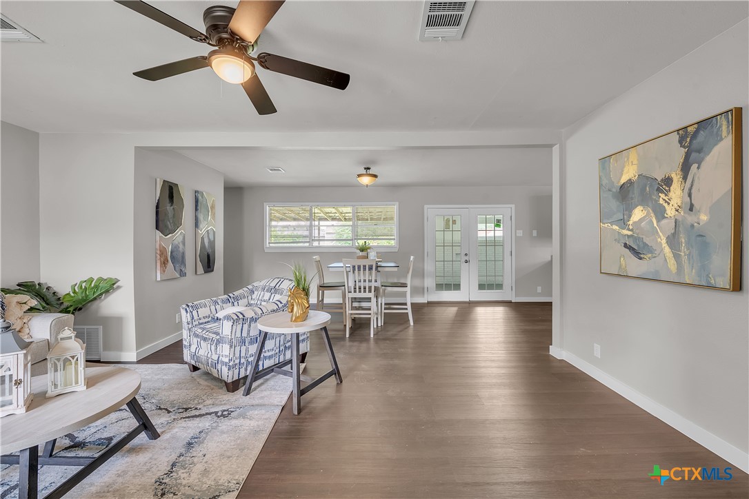 3310 Oakdale Drive Property Photo 5