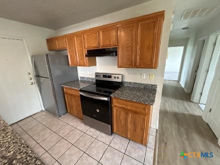 909 Mcdaniel Circle Property Photo 3