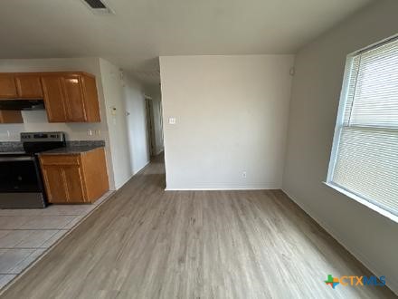 909 Mcdaniel Circle Property Photo 5