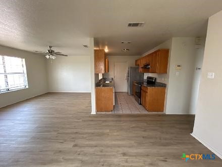 909 Mcdaniel Circle Property Photo 6