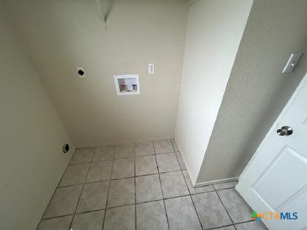 909 Mcdaniel Circle Property Photo 7