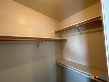 909 Mcdaniel Circle Property Photo 14