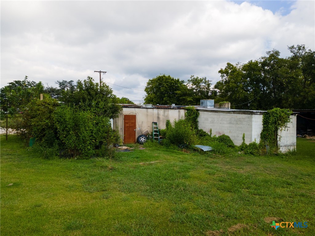 0005 S 3rd Property Photo 16