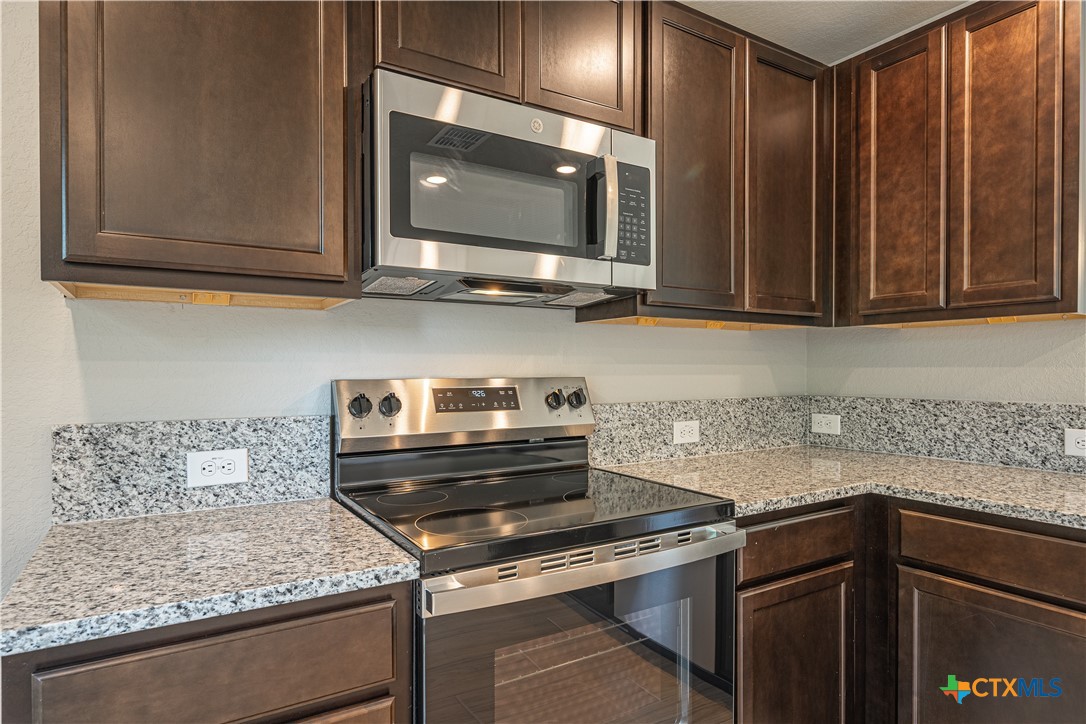 324 Mar Hill Street Property Photo 10