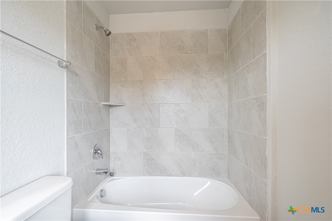 324 Mar Hill Street Property Photo 20