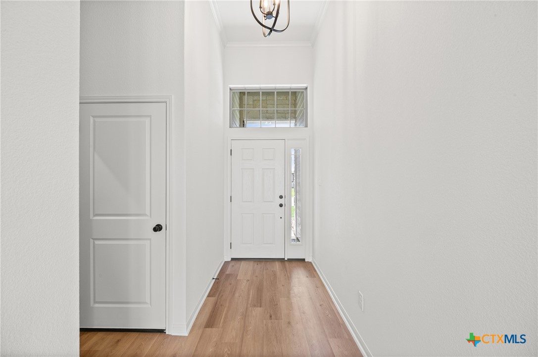 7106 Touchstone Drive Property Photo 5