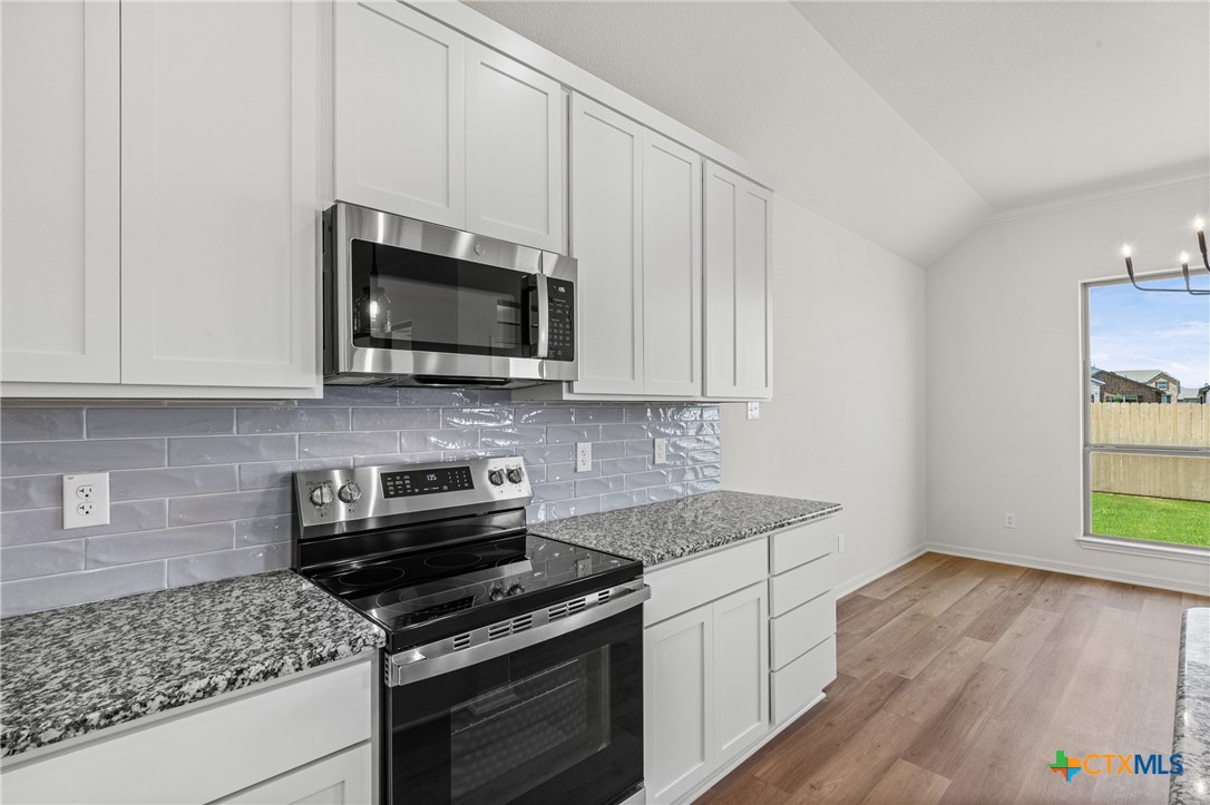7106 Touchstone Drive Property Photo 10