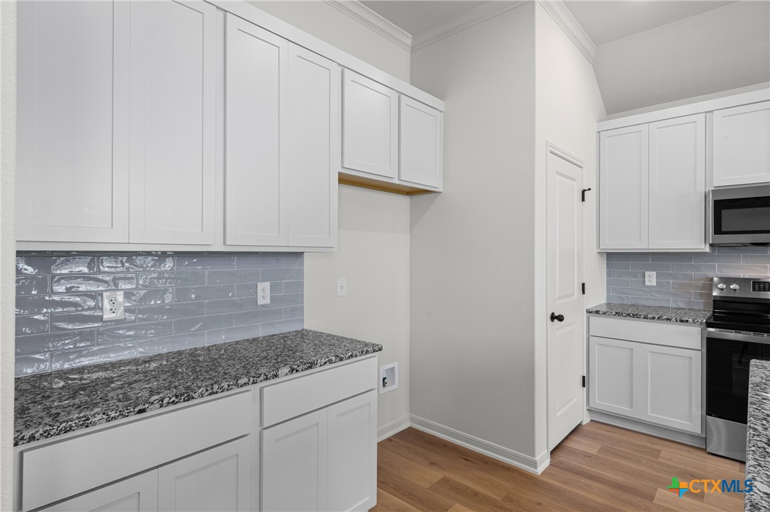 7106 Touchstone Drive Property Photo 11