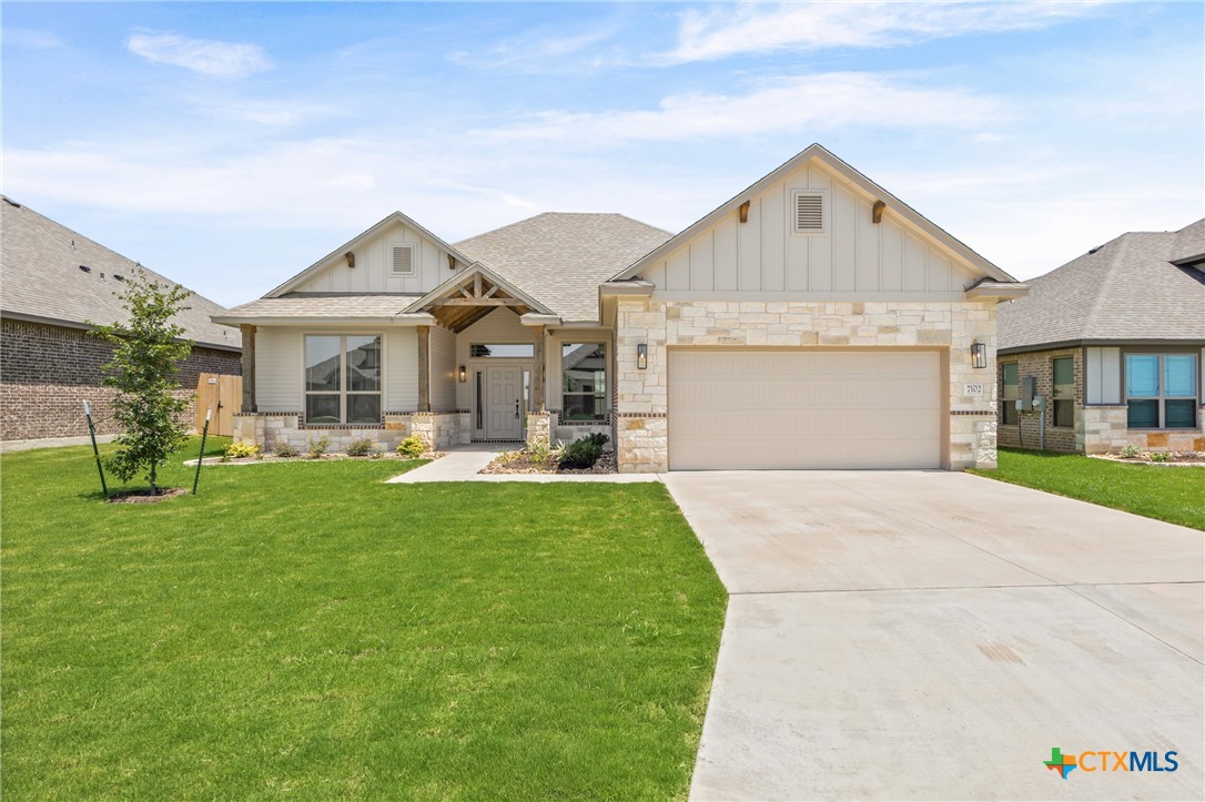 7102 Touchstone Drive Property Photo 1