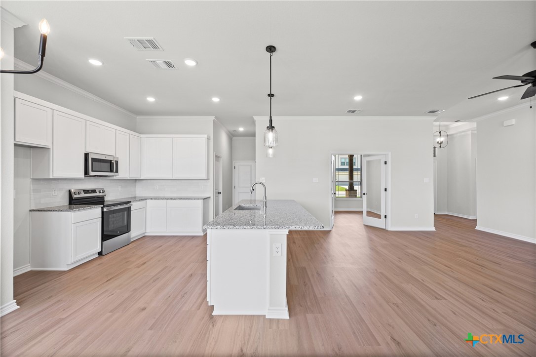 7102 Touchstone Drive Property Photo 10