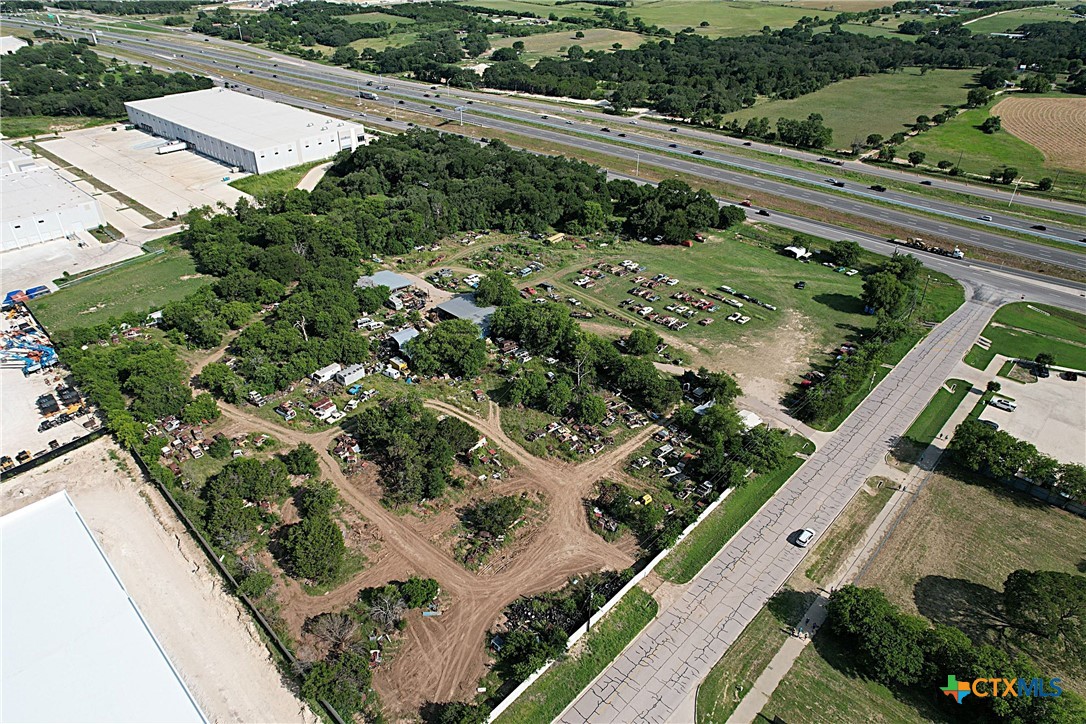 000 S I-14 & Wheat Rd Road Property Photo 6