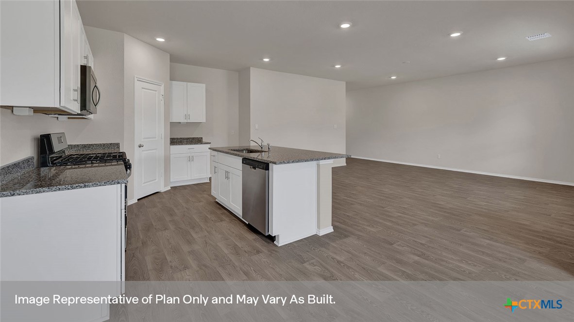 105 Langston Drive Property Photo 14