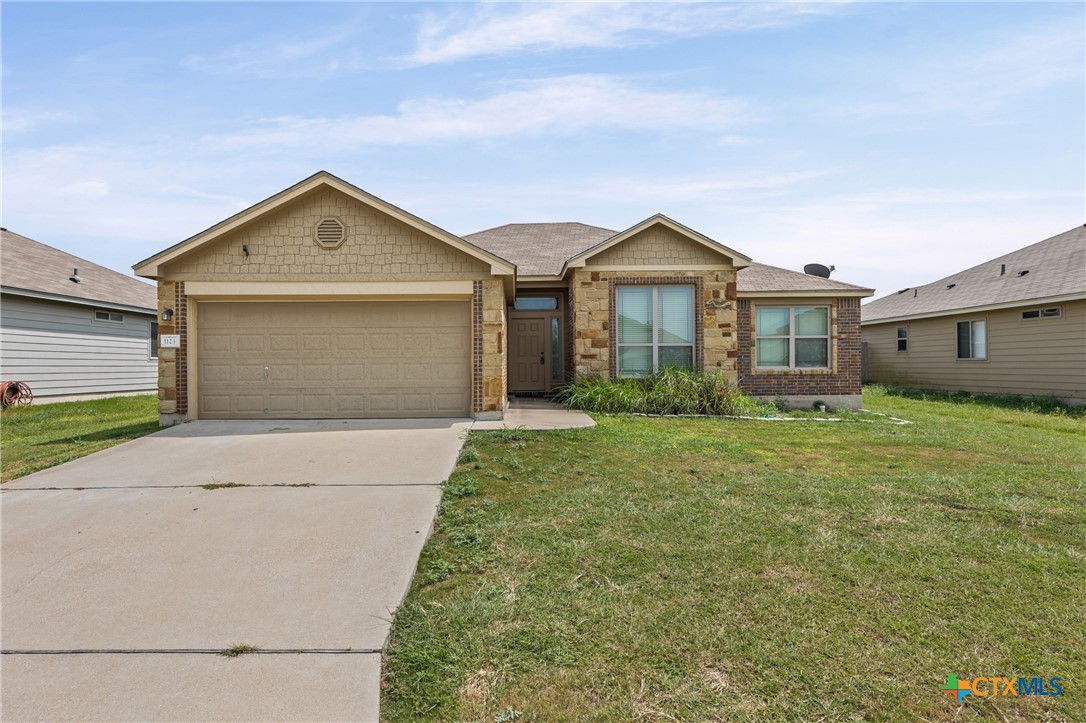 1123 Jamestown Drive Property Photo 1