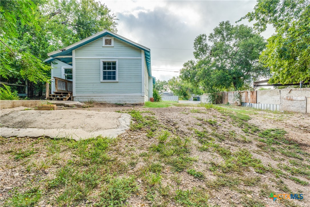 712 S Austin Street Property Photo 20