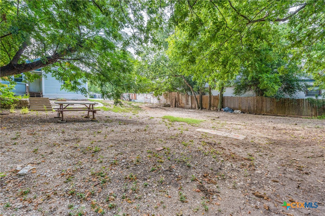 712 S Austin Street Property Photo 23