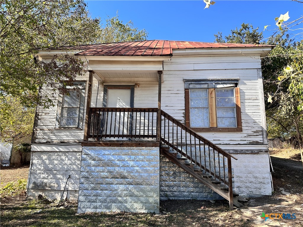 244 W Sessom Drive Property Photo 1