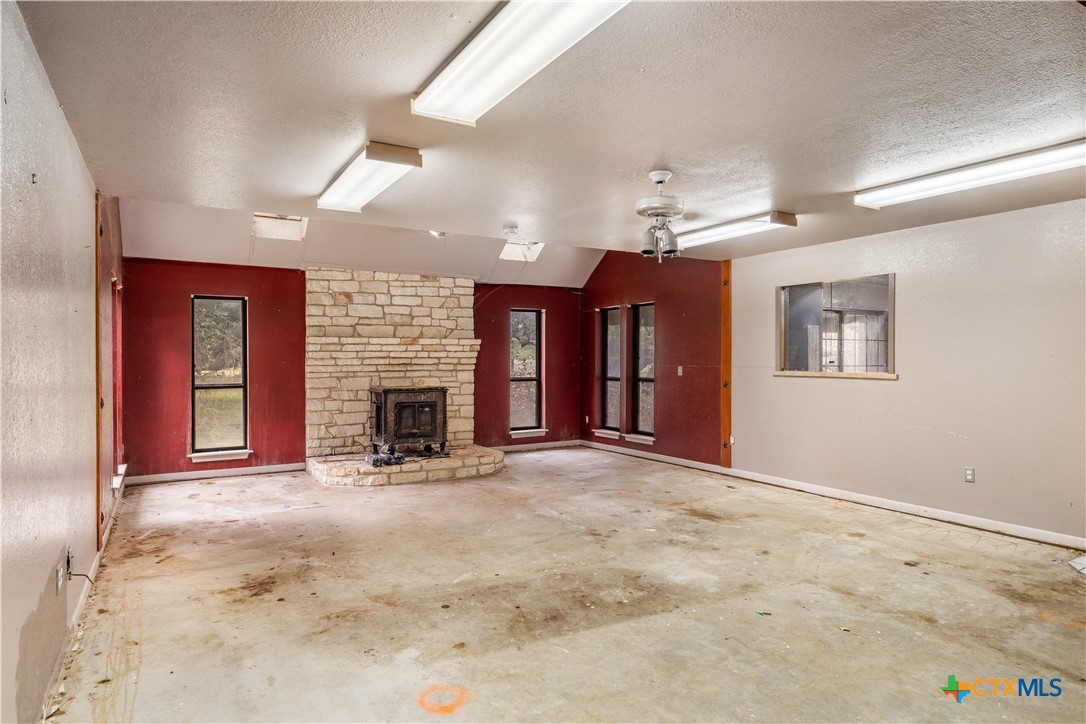 350 Ernest Lemke Rd. Property Photo 8