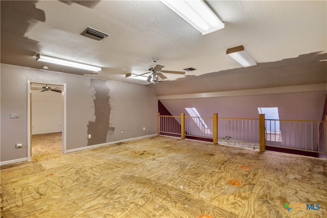 350 Ernest Lemke Rd. Property Photo 14