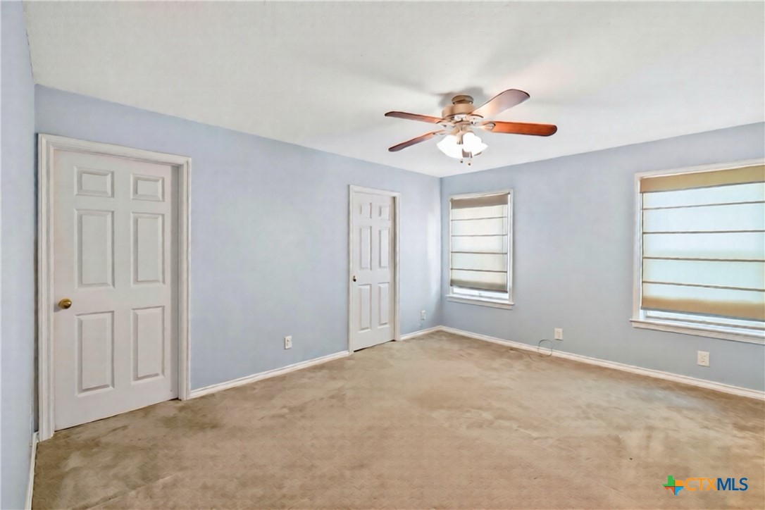 83 Lakeoak Property Photo 13