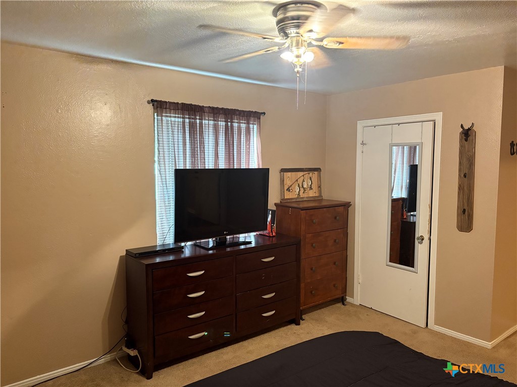 106 Crockett Street Property Photo 19