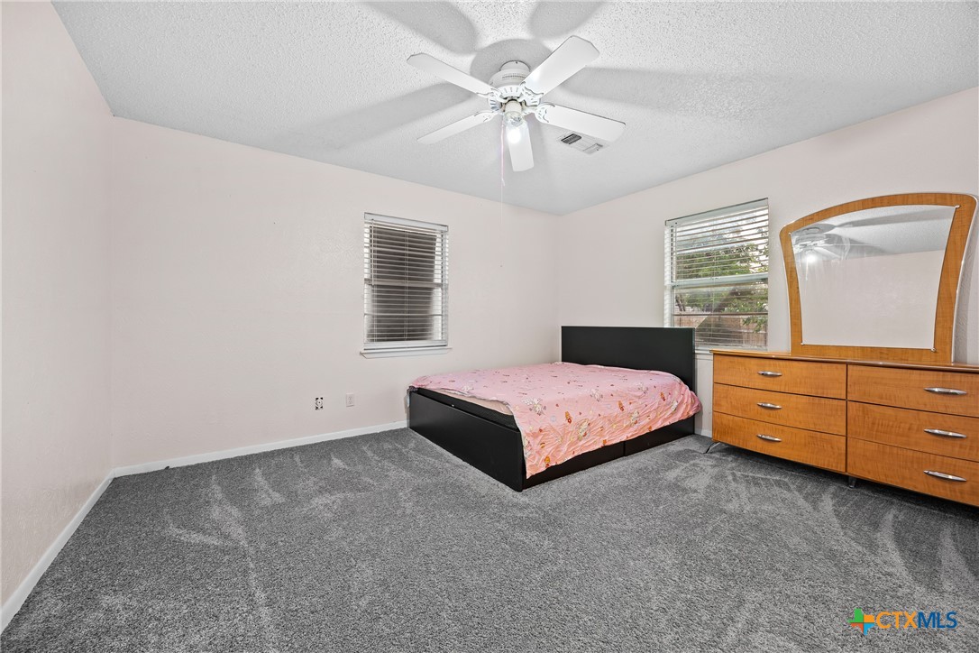 243 County Road 4314 Property Photo 13