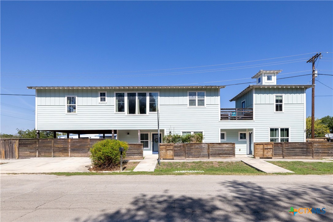 1124 Katy Street Property Photo 1