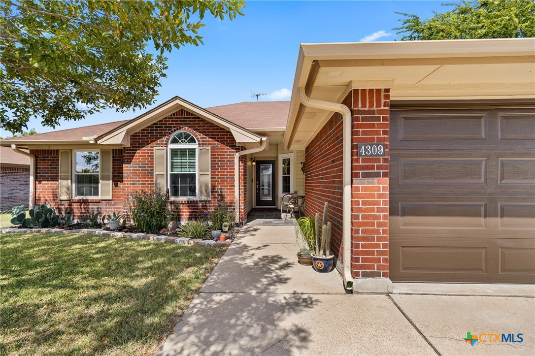 4309 Fawn Drive Property Photo 1