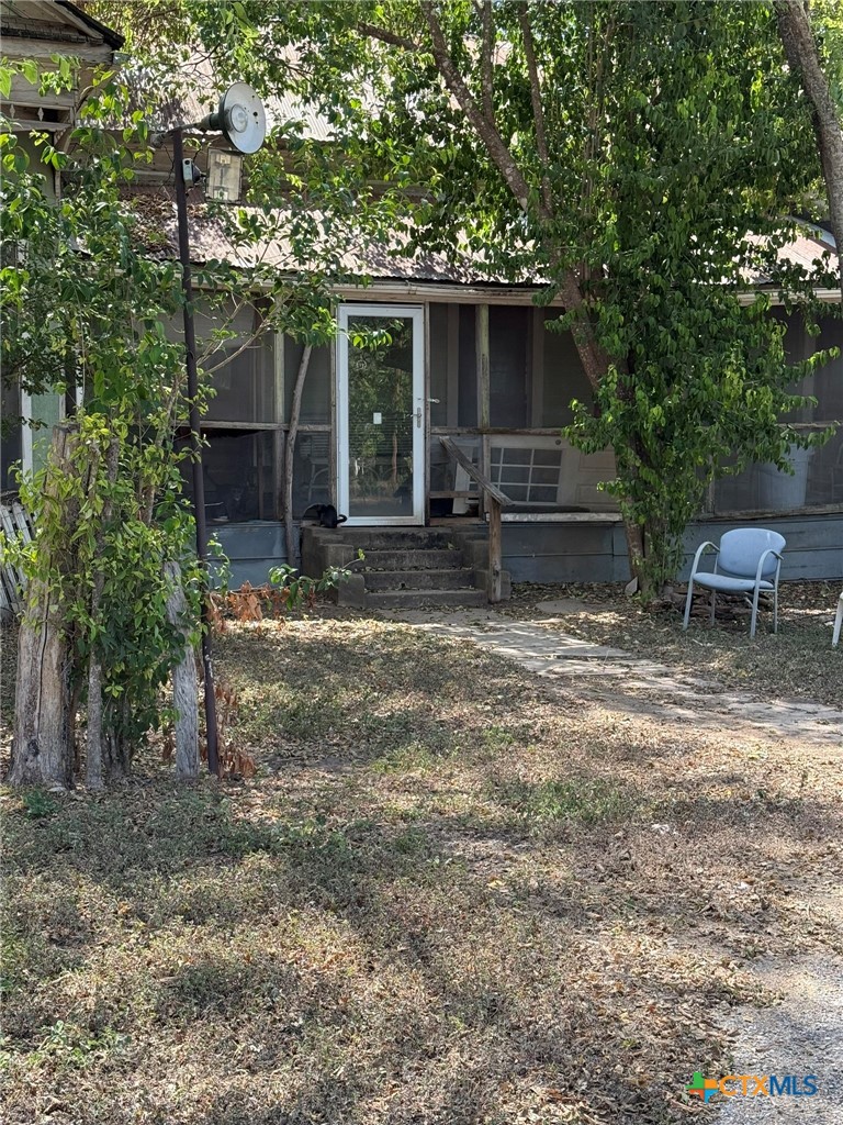 7555 Gin Road Property Photo 6