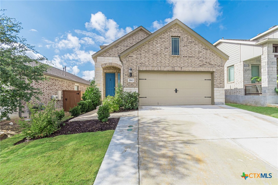 2063 Cowan Drive Property Photo 2