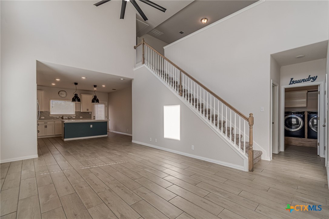 2063 Cowan Drive Property Photo 5