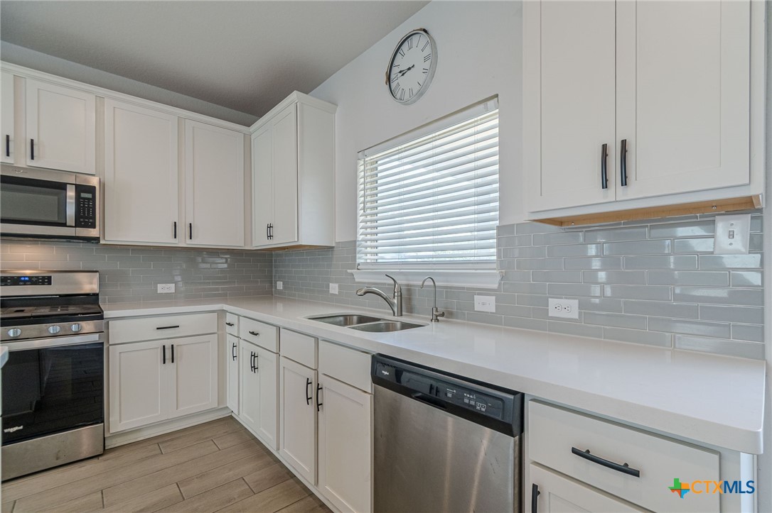 2063 Cowan Drive Property Photo 10