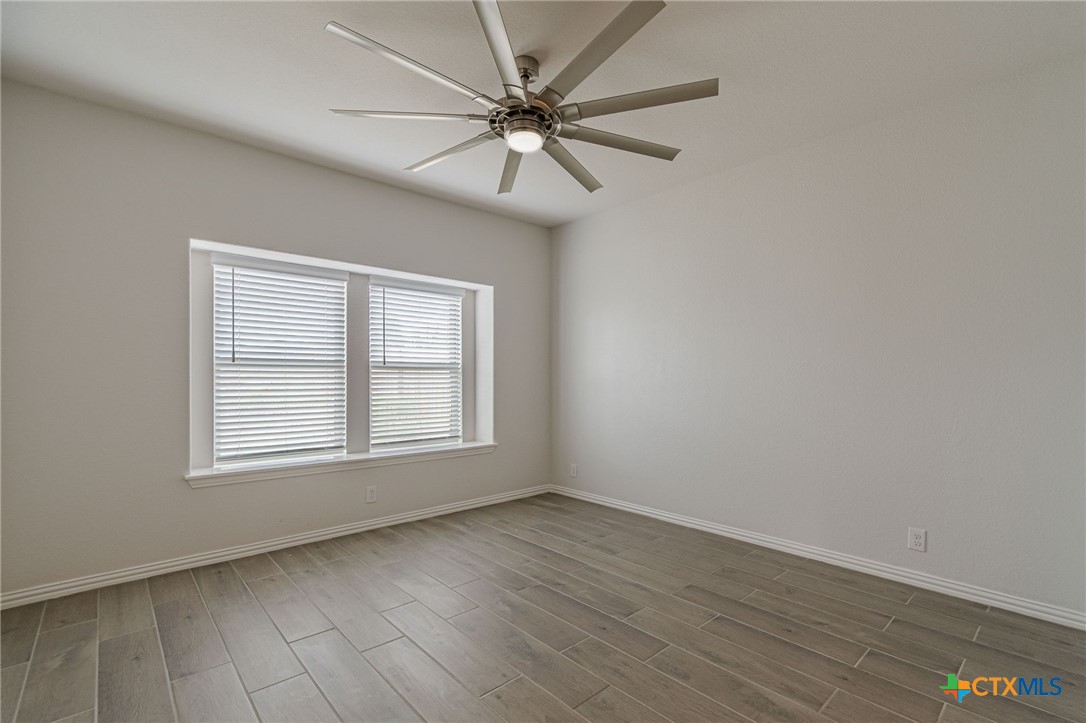 2063 Cowan Drive Property Photo 22