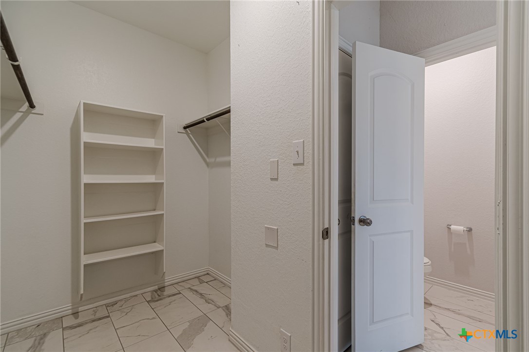 2063 Cowan Drive Property Photo 26