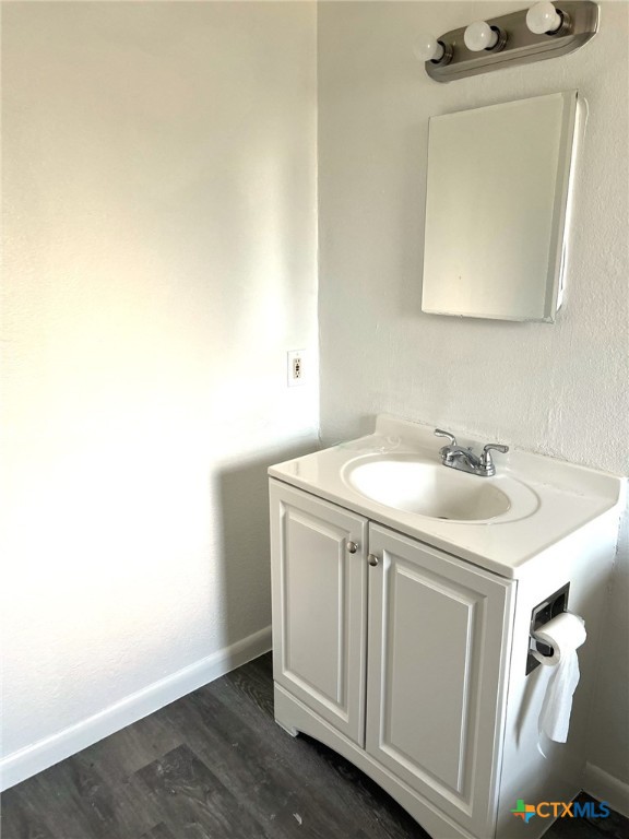 925 Holly Street Property Photo 6