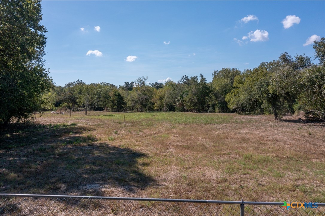 153 W Fm 884 Property Photo 5