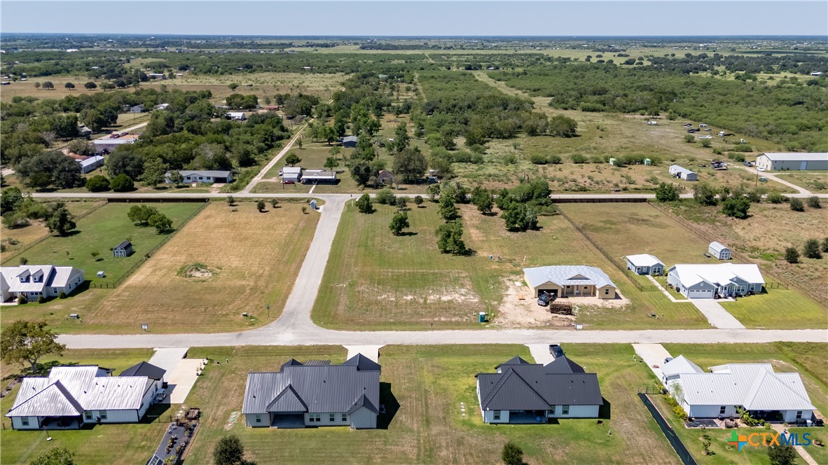 267 Honeycomb Property Photo 4