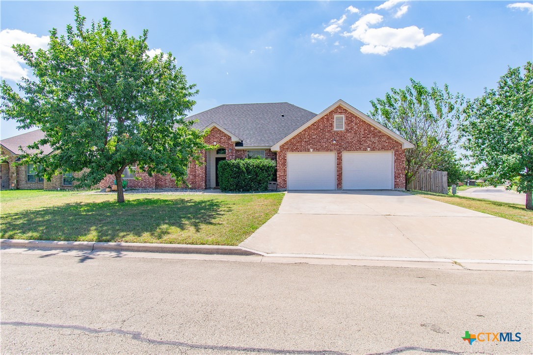 202 Weeping Willow Court Property Photo 1