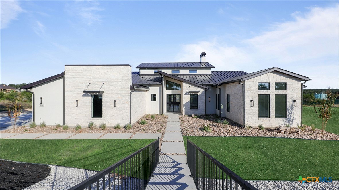 1126 Vintage Way Property Photo 5