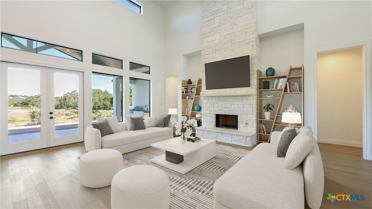 1126 Vintage Way Property Photo 13